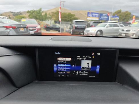 Used 2020 Lexus IS 350 F Sport w/ F Sport Package image 18