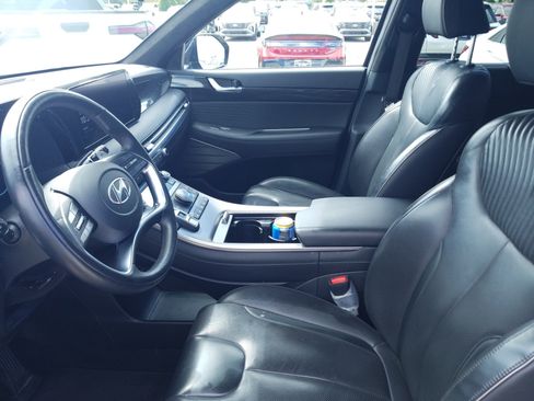 Used 2024 Hyundai Palisade Calligraphy image 10