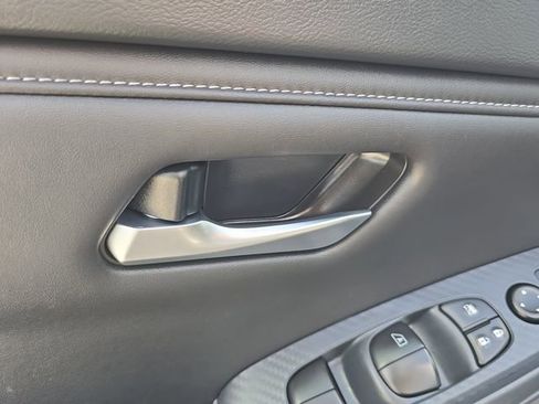 Certified 2025 Nissan Sentra SV w/ All-Weather Package FWD image 18