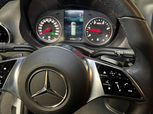 Used 2025 Mercedes-Benz Sprinter 2500 image 28