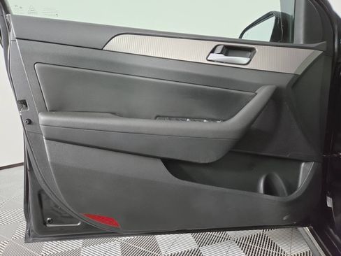 Used 2018 Hyundai Sonata Sport FWD image 13