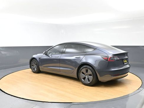 Used 2023 Tesla Model 3 Standard Range RWD image 7