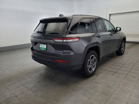 Used 2022 Jeep Grand Cherokee Trailhawk AWD/4WD image 9