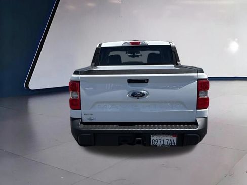 Used 2024 Ford Maverick XLT FWD image 3