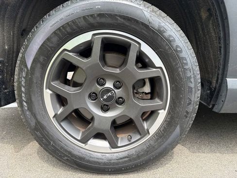 Used 2023 Honda Pilot LX image 39