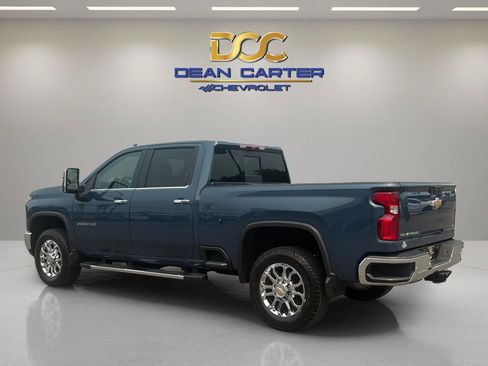 Used 2024 Chevrolet Silverado 2500 LTZ w/ LTZ Convenience Package AWD/4WD image 3