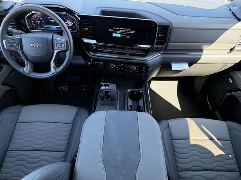 New 2026 Chevrolet Silverado 1500 ZR2 image 10