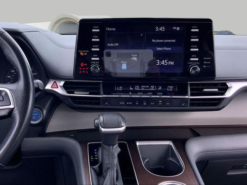 Used 2021 Toyota Sienna XLE FWD image 7