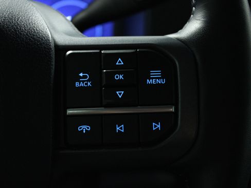 Used 2024 Ford F250 Lariat w/ Chrome Package image 21