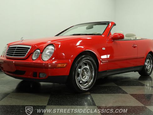 Used 1999 Mercedes-Benz CLK 320 Cabriolet image 21