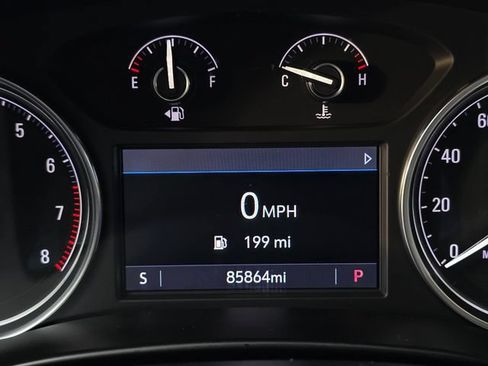 Used 2020 Buick Enclave Essence AWD/4WD image 32