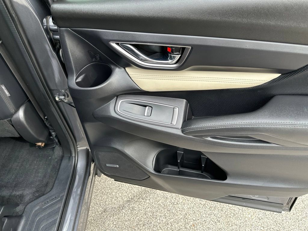 Used 2020 Subaru Ascent Limited w/ Technology Package AWD/4WD image 19