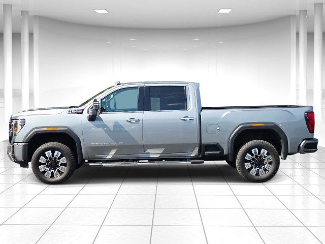 Used 2024 GMC Sierra 2500 Denali w/ Denali Reserve Package AWD/4WD image 2
