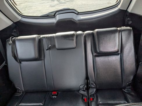 Used 2018 Toyota Highlander XLE image 26