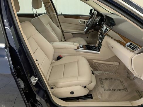 Used 2014 Mercedes-Benz E 350 4MATIC Sedan image 34