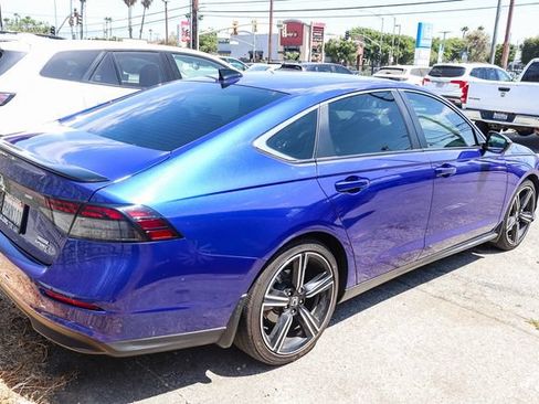 Used 2023 Honda Accord Sport image 11