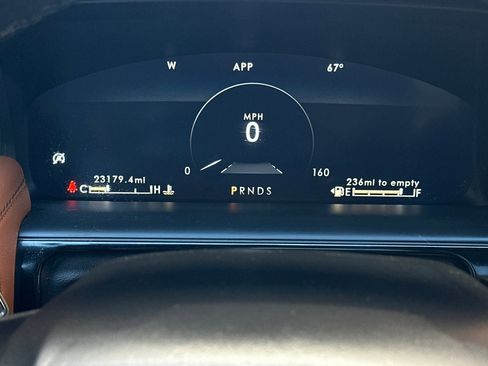 Used 2023 Lincoln Nautilus Reserve w/ Equipment Group 202A image 24