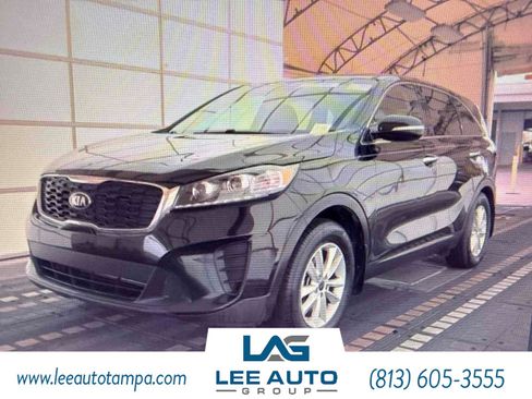 Used 2020 Kia Sorento LX FWD image 1