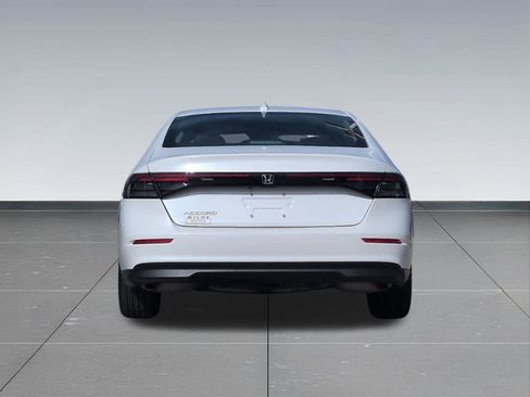 Used 2023 Honda Accord EX image 5