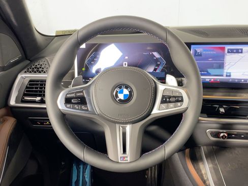 New 2026 BMW X7 M60i image 13