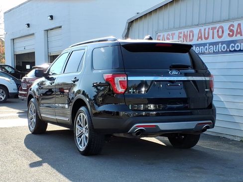 Used 2016 Ford Explorer XLT w/ Equipment Group 202A image 3