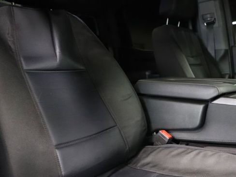 Used 2022 Chevrolet Silverado 1500 Custom AWD/4WD image 28