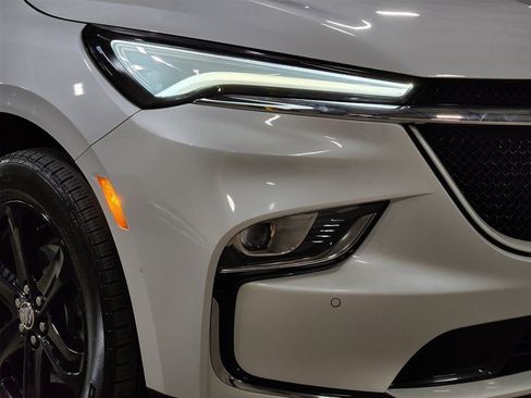 Used 2024 Buick Enclave Essence w/ Sport Touring Edition image 13