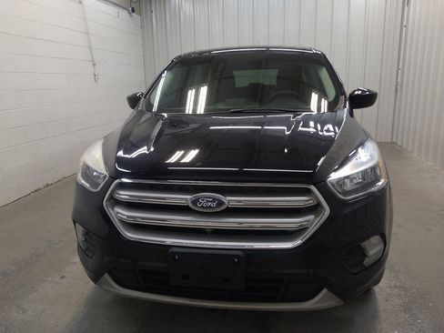 Used 2019 Ford Escape SE FWD image 15
