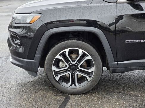 Used 2022 Jeep Compass Limited image 15