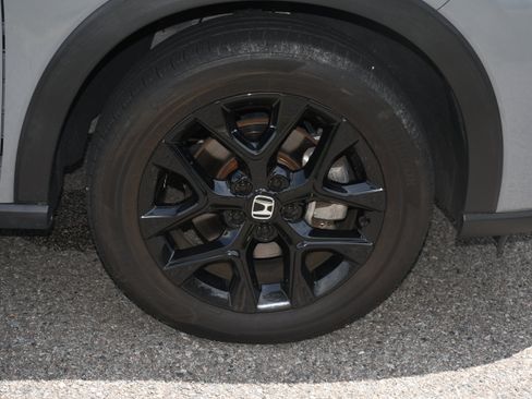 Certified 2025 Honda HR-V Sport image 21