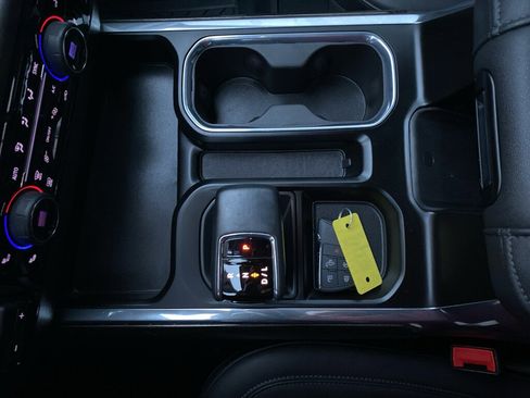 Used 2025 Chevrolet Silverado 1500 LT Trail Boss w/ Convenience Package II image 31