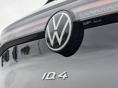 Used 2022 Volkswagen ID.4 Pro S AWD/4WD image 31