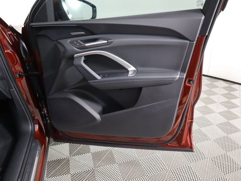 Used 2025 Audi Q5 Premium Plus w/ Premium Plus image 27