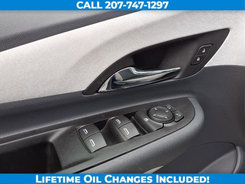 Used 2021 Chevrolet Bolt LT image 12