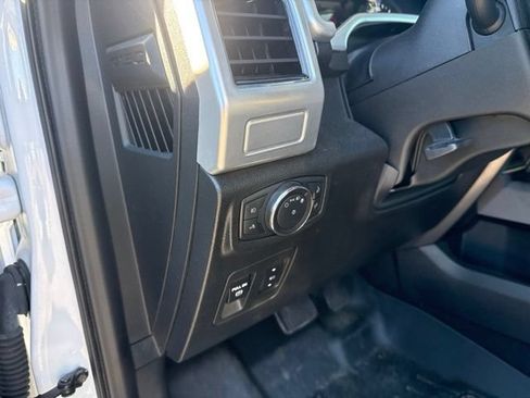 Used 2020 Ford F150 XLT w/ Equipment Group 302A Luxury AWD/4WD image 15