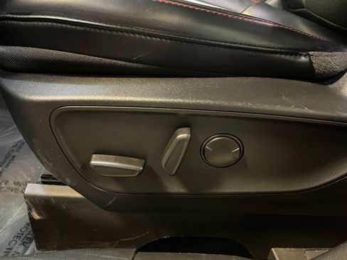 Used 2024 Ford Escape ST-Line image 23