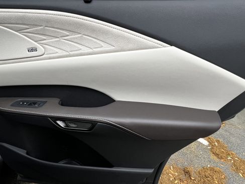 Used 2023 Lexus RX 350 FWD w/ Accessory Package (Z1) image 36