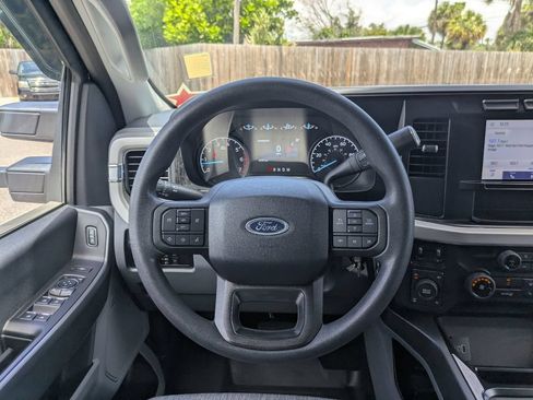 Used 2023 Ford F250 XLT w/ Snow Plow/Camper Package AWD/4WD image 16