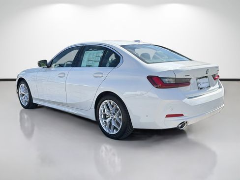 New 2026 BMW 330i xDrive Sedan w/ Premium Package AWD/4WD image 5