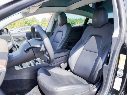 Used 2019 Tesla Model 3 Long Range image 13