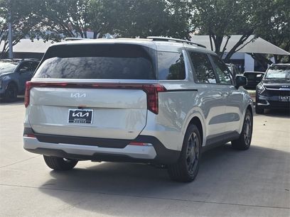 New 2026 Kia Carnival EX