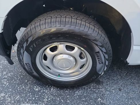 Used 2024 Ford F150 XL AWD/4WD image 9