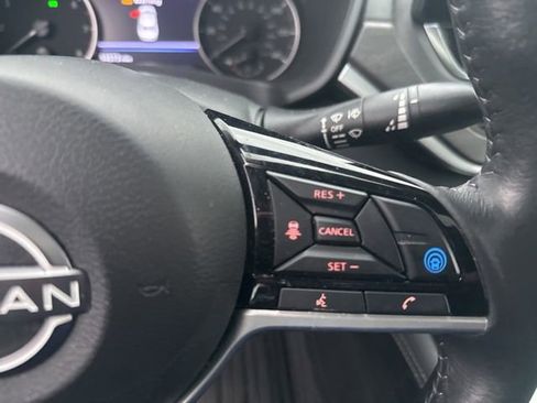 Used 2023 Nissan Altima 2.5 SV w/ SV Premium Package image 13