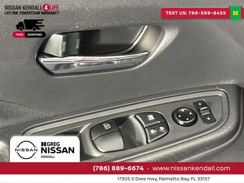 Certified 2022 Nissan Versa SV image 17