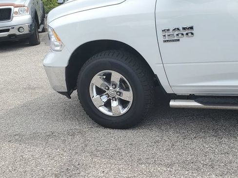 Used 2022 RAM 1500 Tradesman w/ Chrome Appearance Group AWD/4WD image 8