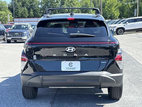 Certified 2025 Hyundai Kona SEL AWD/4WD image 26
