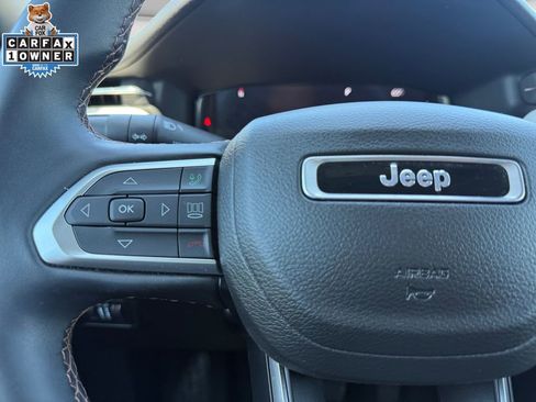 Used 2022 Jeep Compass Limited w/ Elite Group AWD/4WD image 25