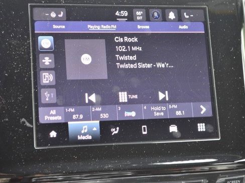 New 2025 Jeep Grand Cherokee L Laredo w/ Luxury Tech Group I image 28