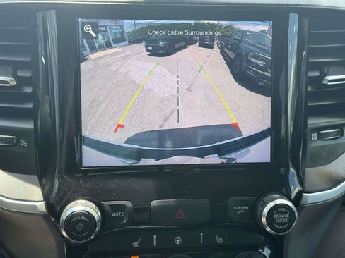 Used 2019 RAM 1500 Big Horn AWD/4WD image 26