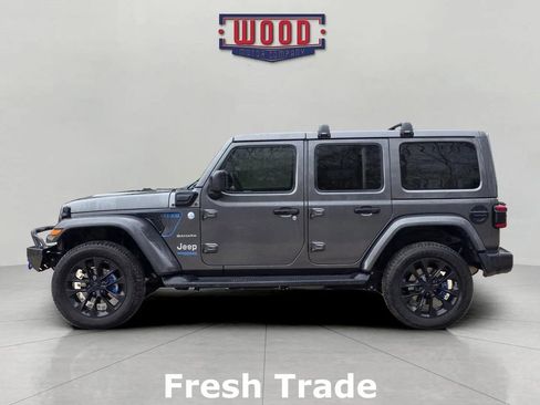 Used 2021 Jeep Wrangler Unlimited Sahara w/ Cold Weather Group image 4